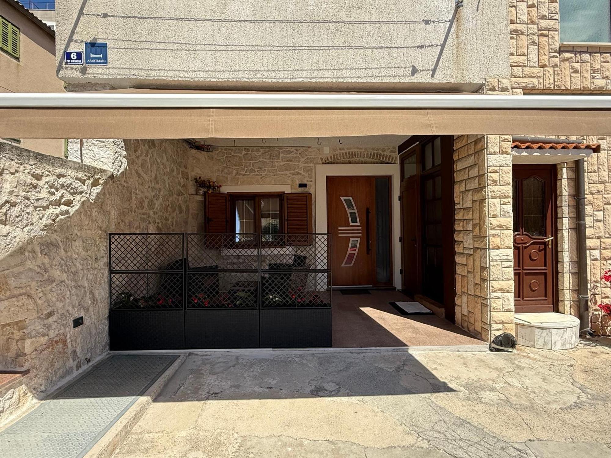 Apartment Batinica شيبينيك المظهر الخارجي الصورة