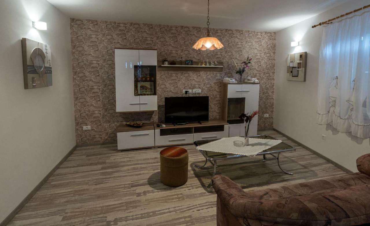 Apartment Batinica شيبينيك المظهر الخارجي الصورة