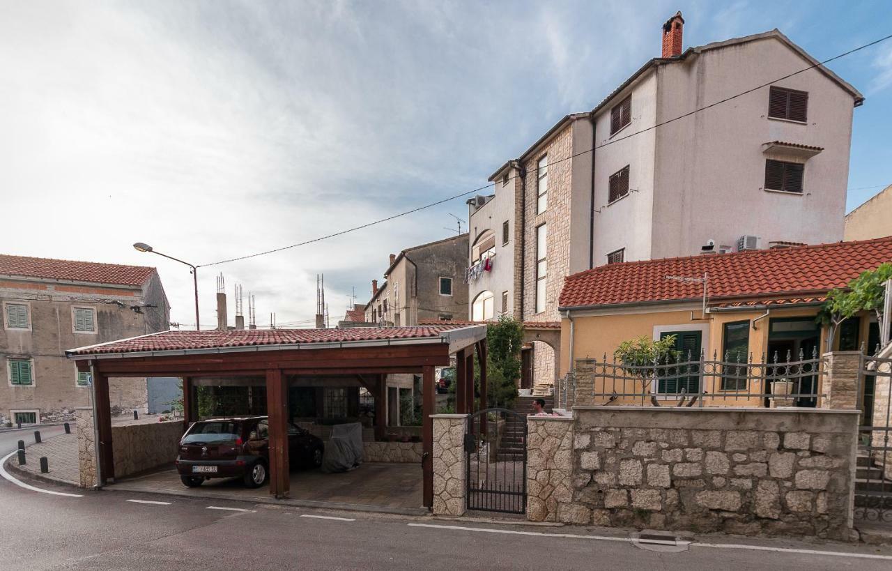 Apartment Batinica شيبينيك المظهر الخارجي الصورة